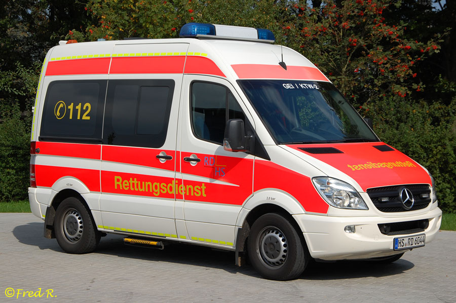 Rettung Geilenkirchen KTW-02 a.D.